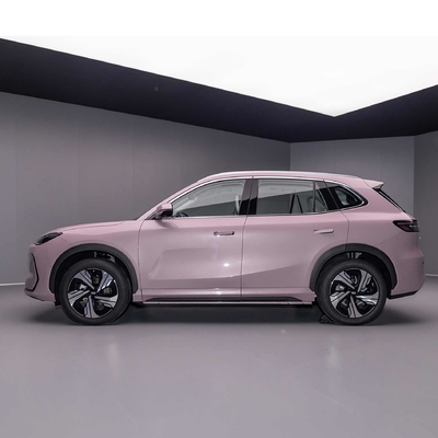 Geely Galaxy E5 electric car with CTB body-battery integration technology,with good handling stability.
