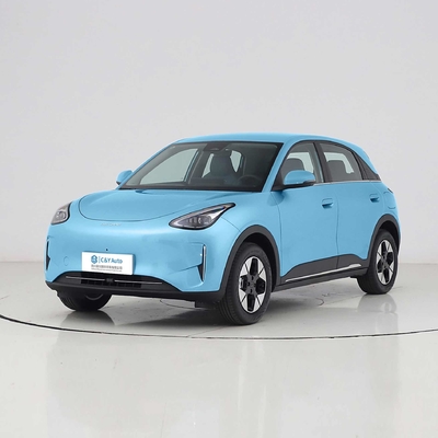 Geometry A electric car One-touch opening of the intelligent cockpit, the ultimate in luxury.